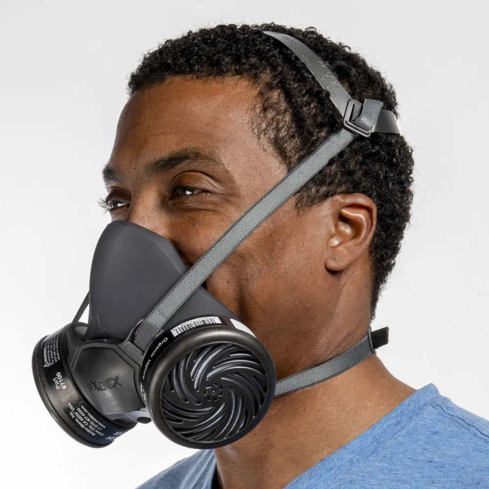Size Large, 7000 Series Pre-Assembled Half Mask Respirator with 7100 OV Cartridges (Moldex™ 7103)