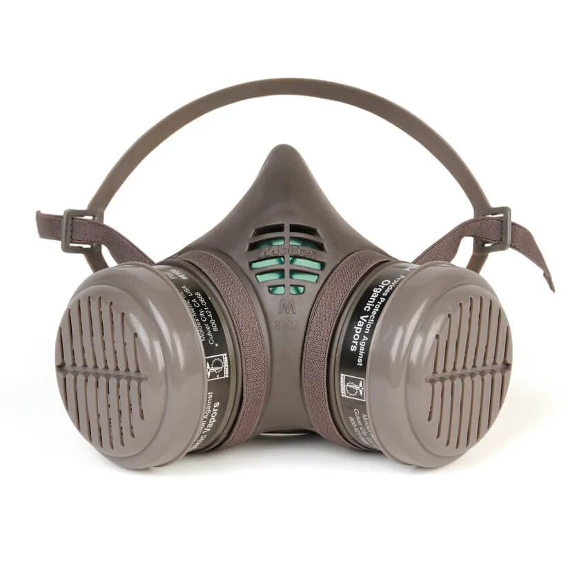 Size Large, 8000 Series Pre-Assembled Paint Spray/Pesticide - Waterbased Only Half Mask Respirator (Includes 8910 N95 filters, 8020 retainers, 8100 cartridges) (Moldex™ 8113N)